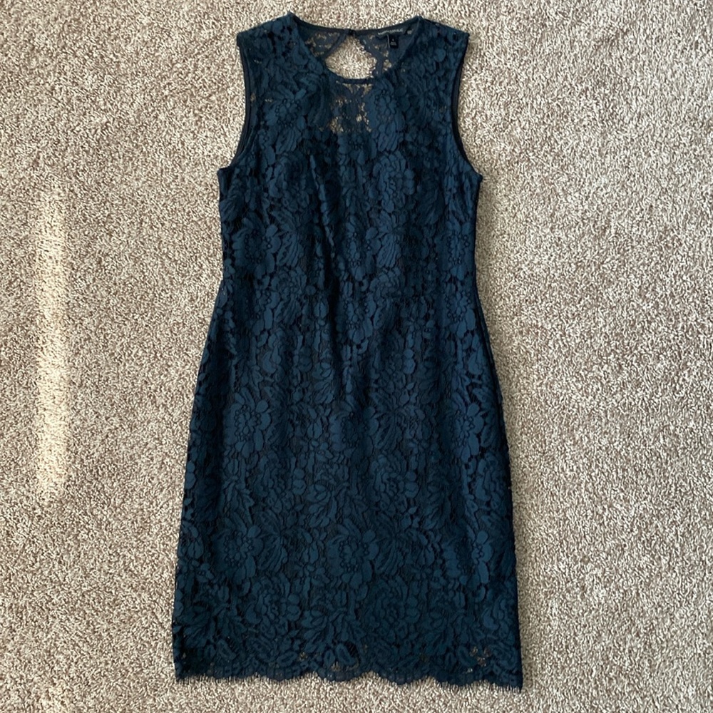 Banana Republic lace dress size 4